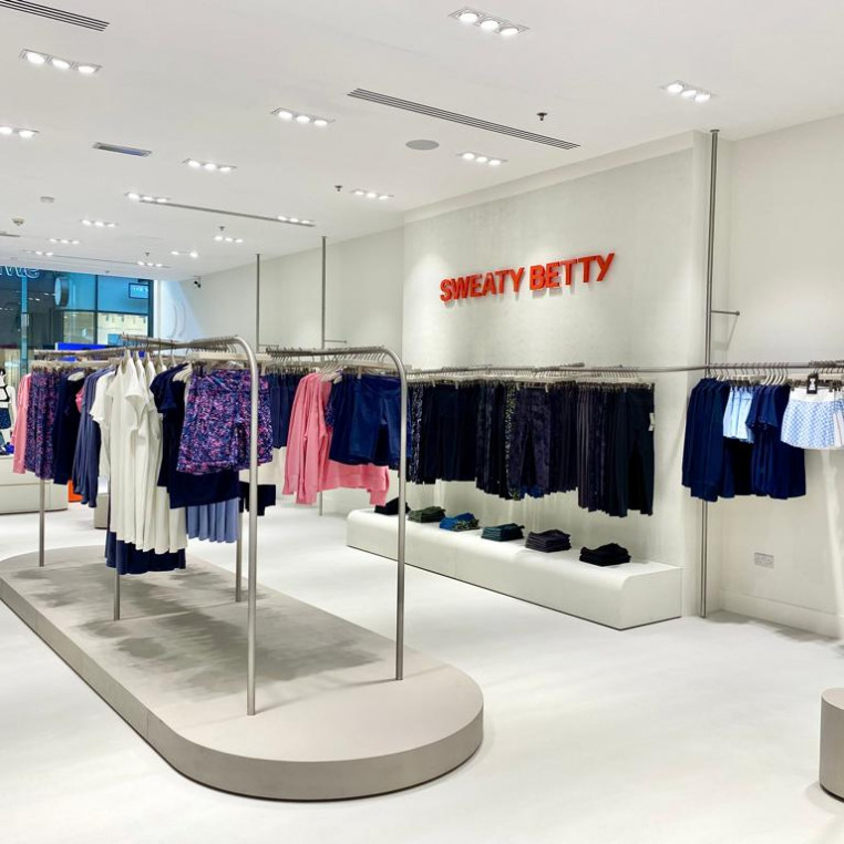 Travertine White Veneer  On A Roll