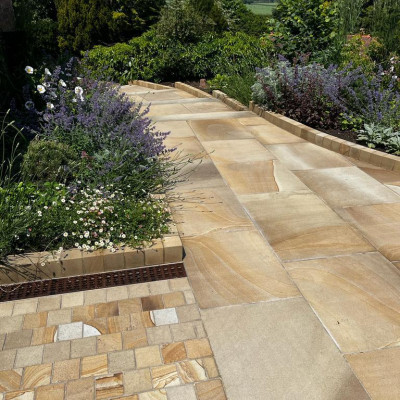Lambhill yorkstone Paving 500mm x Random lengths