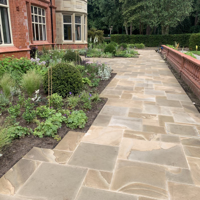 Lambhill yorkstone Paving 500mm x Random lengths thumbnail 1
