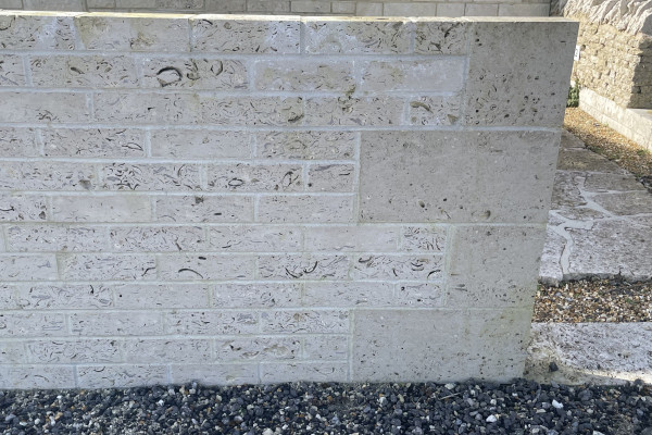 Quoins