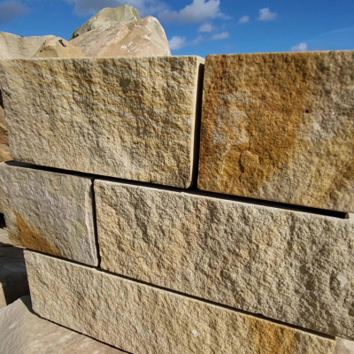 Heritage Buff-Brown Coursed Natural Sandstone Walling thumbnail 5