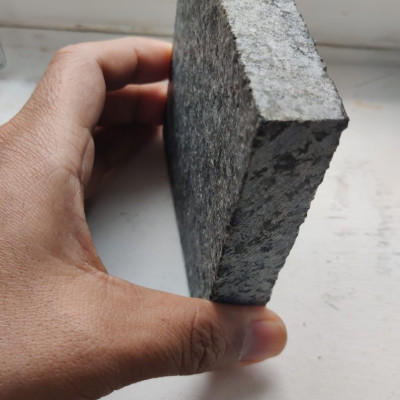 Black Granite Setts 100 x 100mm x 40mm thick thumbnail 1
