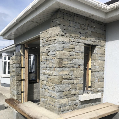 Carlow Grey 30mm thick sandstone wall cladding thumbnail 1