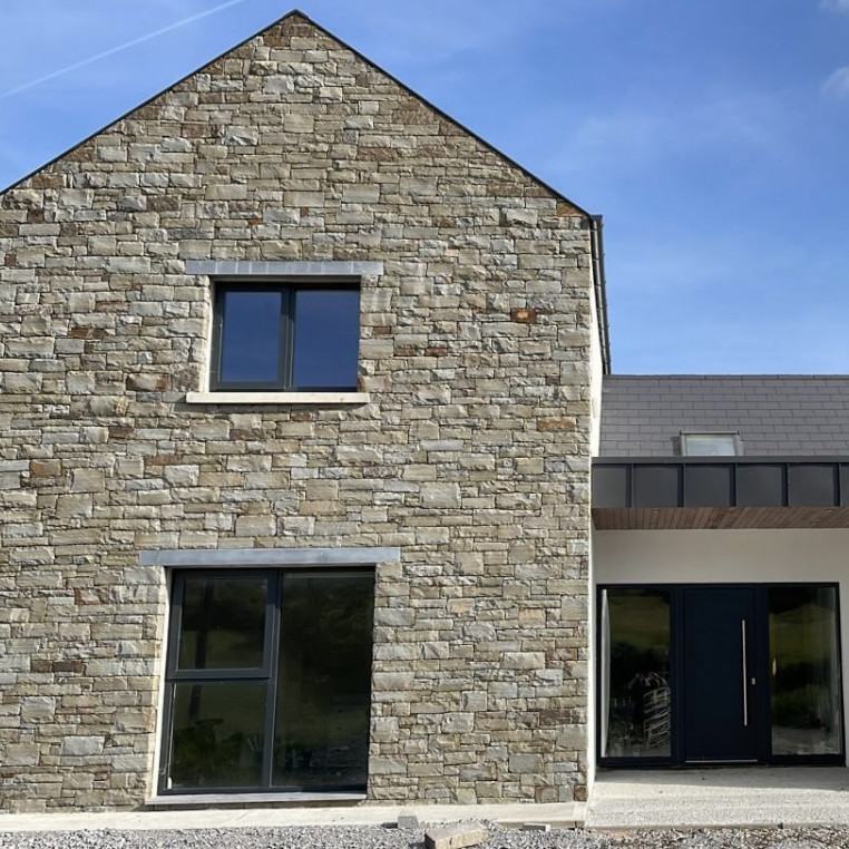 Donegal Buff  30mm thick sandstone wall cladding