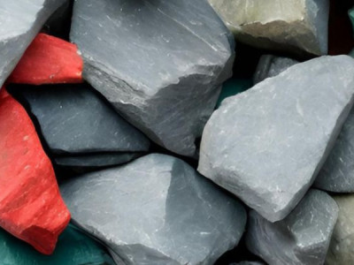 Trade Guide: Using Stone Samples to Win Client Projects