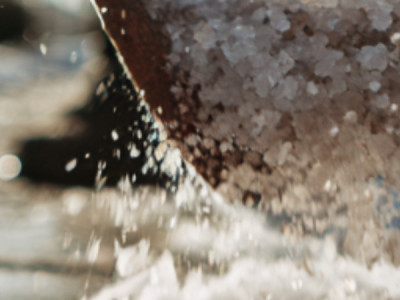 How to Set Up a Rock Salt Station at Your Business or Facility