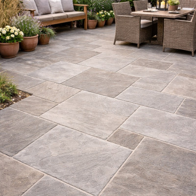 Abbeystead Raj Green tumbled sandstone Tiles