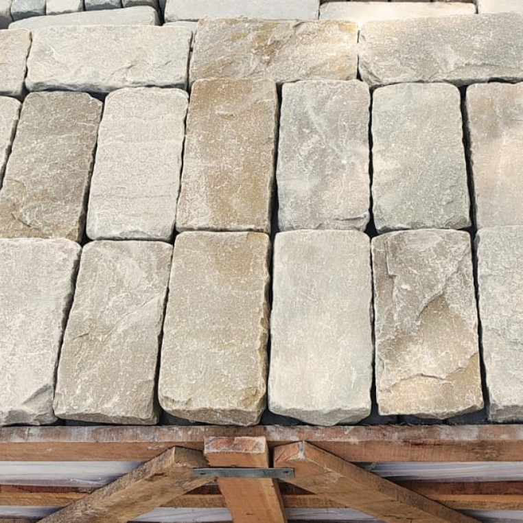Buff Tumbled Sandstone Setts 200 x 100 x 40-60mm