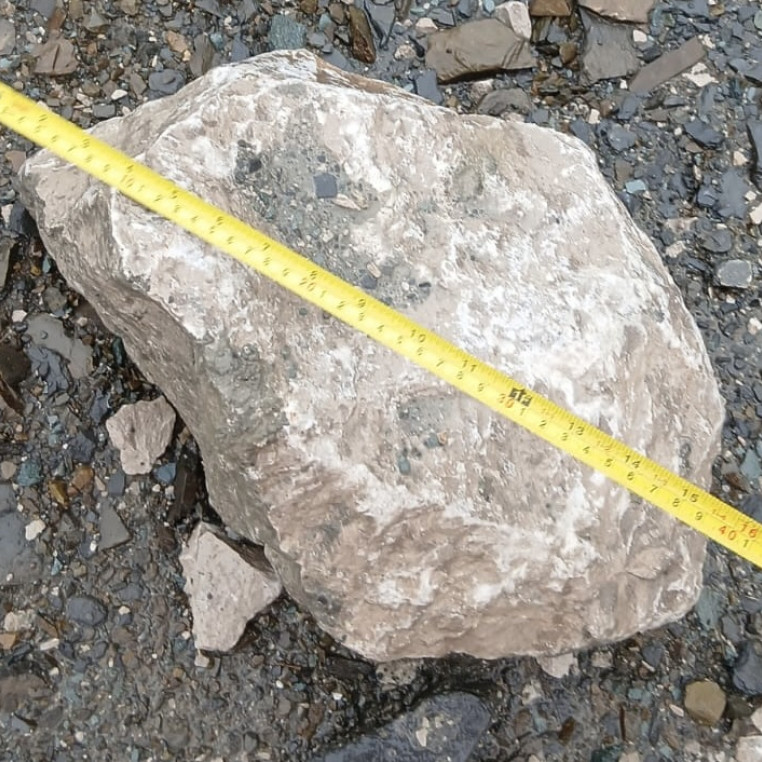 Large South Lakeland Dove Grey Rockery